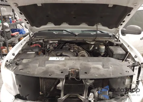 2009 Chevrolet Silverado 1500 Lt z USA, uszkodzony, nr VIN 1GCEK29089Z143446